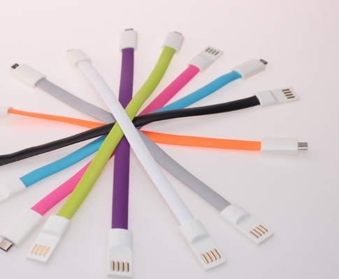 Kleurrijke de Gegevenskabel van Magneet Vlakke USB Cellphone voor de telefoon van iPhoneandroid